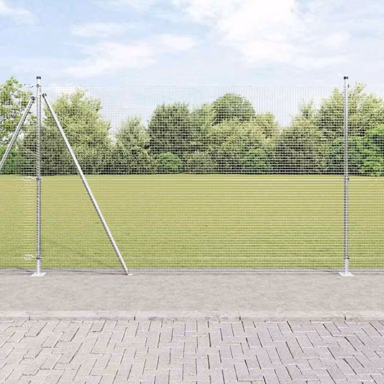 Valla de malla de alambre soldado Syfax en acero galvanizado color plata con base de concreto An/Al: 50 x 1,5 m