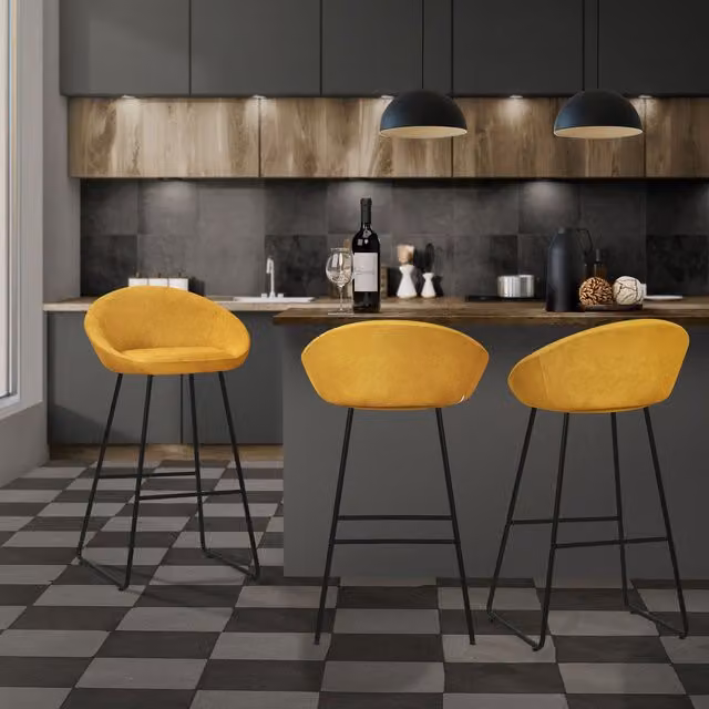 Set de 2 taburetes de bar altos Ml-design en color mostaza con funda de tela y estructura metálica, sillas con respaldo y reposapiés para encimera de 75 cm de altura