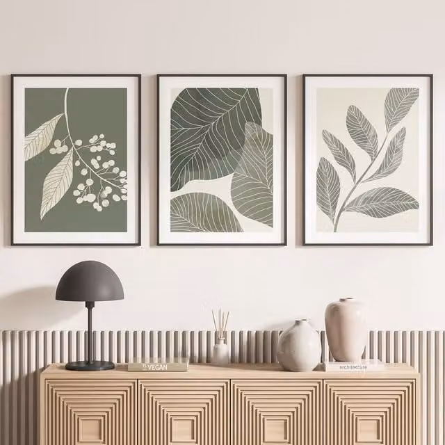 Lote de 3 pósteres decorativos modernos LUMALÉA con motivos abstractos, de ciudad y botánicos en colores negro, blanco y verde, An: 60 cm, Al: 80 cm