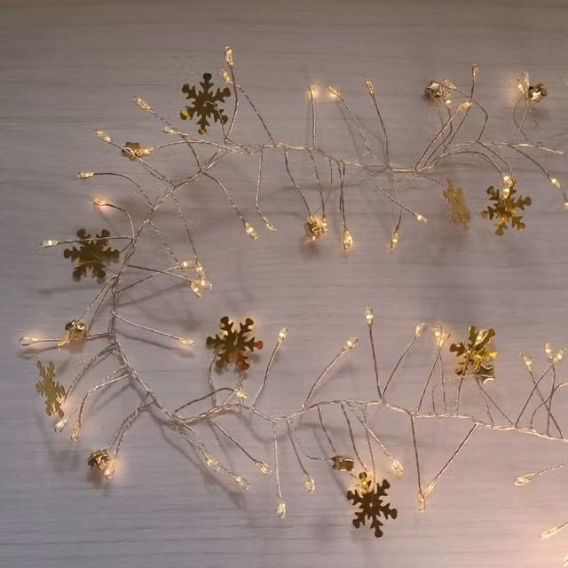 Guirnalda LED F-BRIGHT de Navidad con Estrellas y Luces Cálidas en Color Dorado, 1,5 m