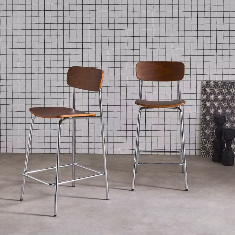 Set de 2 taburetes de bar vintage SWEEEK de metal y contrachapado en gris perlado, An/P/Al: 42.5 x 50 x 94 cm