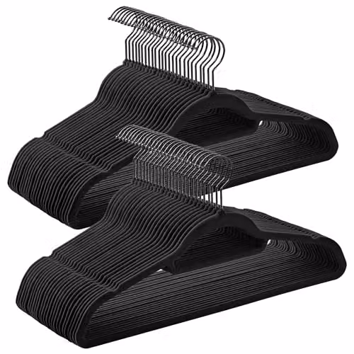 Juego de 50 perchas de terciopelo antideslizantes SONGMICS en color negro