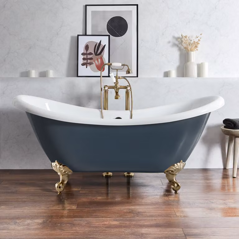 Bañera exenta tradicional Legend de Hudson Reed con doble respaldo en color azul Regal Blue y patas en oro satinado, forma ovalada, An/P/Al: 175 x 73 x 77 cm