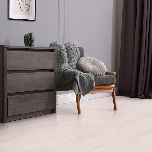 Suelo vinílico autoadhesivo ML Design Modern Living de PVC color roble blanco con efecto madera, 11,15 m², An/P: 91,5 x 15,3 cm, grosor 2 mm