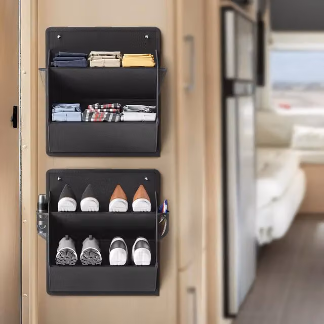 Juego de 2 organizadores de pared CSPARKV con bolsillos profundos y cinta adhesiva, estante colgante de metal en color negro para autocaravanas, cocina o dormitorio
