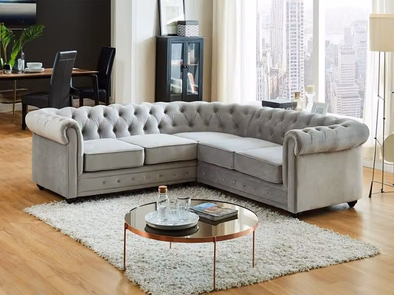 Sofá rinconera reversible de terciopelo estilo Chesterfield de VENTE-UNIQUE en color gris, An/P/Al: 220 x 81 x 74 cm