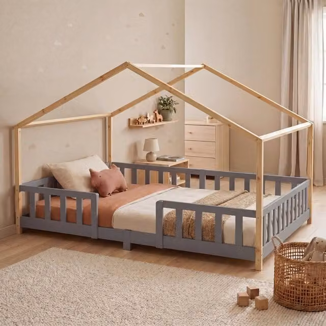 Cama infantil Treviolo de en.casa con estructura de casita en madera de pino, color gris y beige, An/P/Al: 120 x 200 x 138 cm