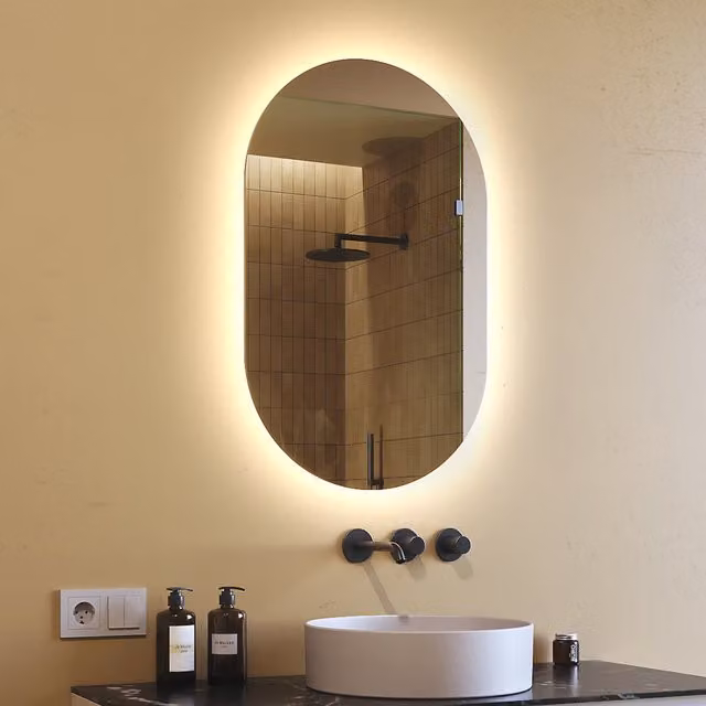 Espejo LED ovalado para baño Artforma en color blanco con luz blanco neutro 4500K, An: 50 cm, Al: 80 cm