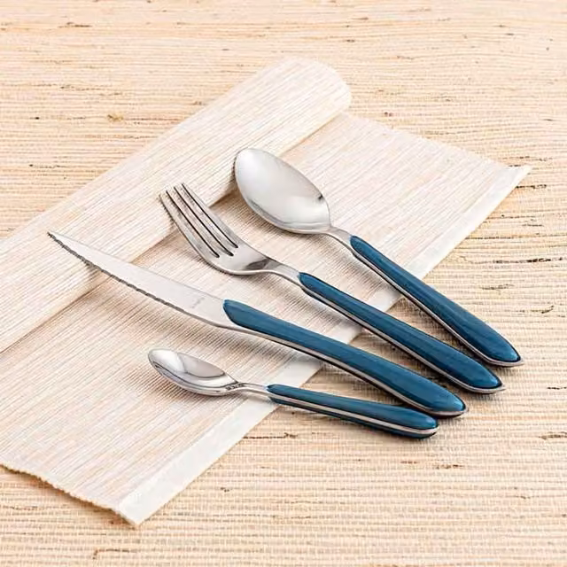 Set de 24 cubiertos Eclat de amefa en acero inoxidable con acabado azul para adultos