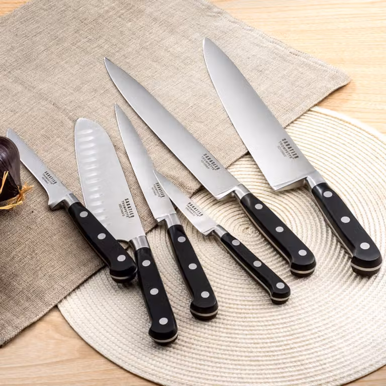 Set de cuchillos Sabatier Trompette con cuchillo paring y santoku en acero inoxidable y ABS color negro y plata