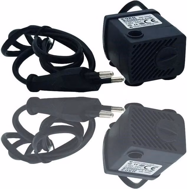 Bomba Sumergible Multi Función Trade Shop Traesio para Acuario, 300 l/h, 5W, Color Negro