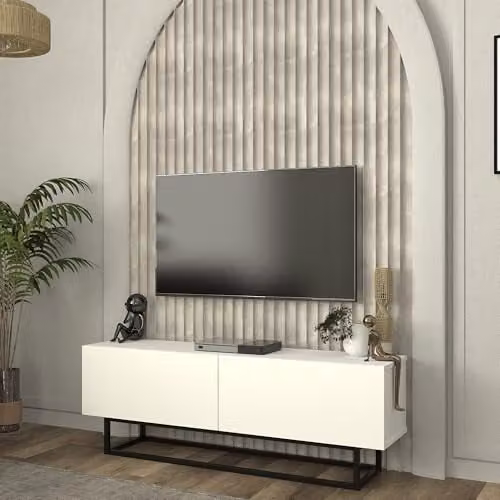 Mueble de TV Nolven en blanco de en.casa con puertas abatibles y base metálica, An/P/Al: 135 x 32 x 47 cm