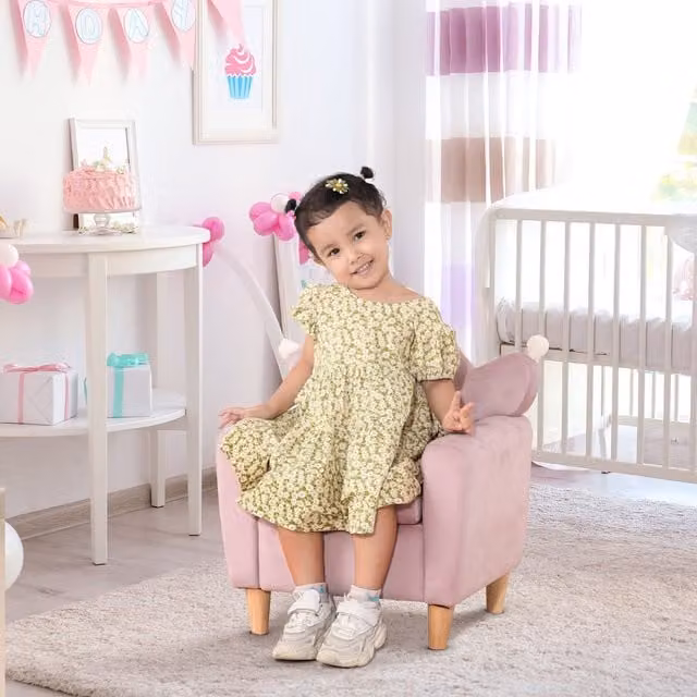 Sillón infantil HOMCOM de terciopelo rosa con estructura de madera y asiento acolchado An/P/Al: 50 x 42 x 58 cm