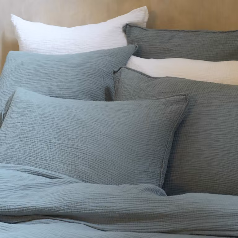 Funda de almohada de algodón Maison d'été en color azul y verde, 50 x 70 cm