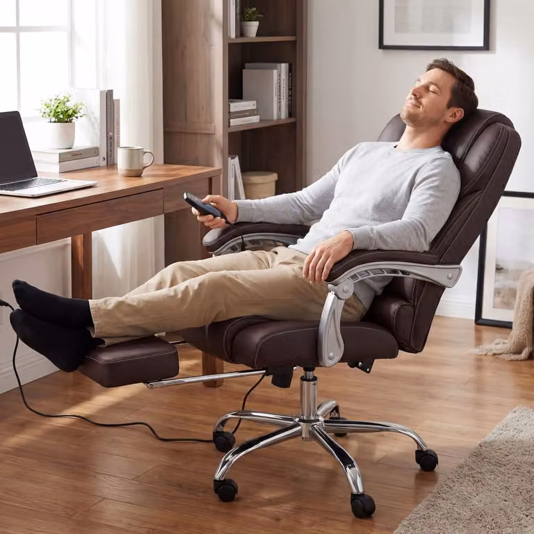 Silla de oficina ejecutiva giratoria 360 grados en cuero marrón con reposacabezas y reposapiés