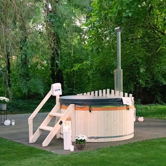 Bañera de hidromasaje con horno SKANDI M Home Deluxe color marrón Diámetro: 180 cm