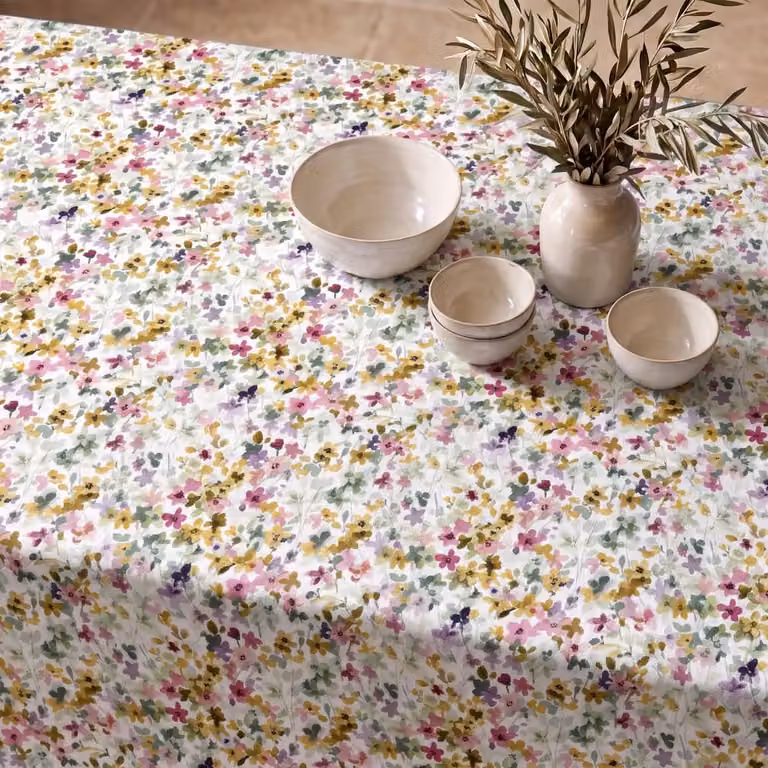 Mantel antimanchas floral multicolor Muare Home de algodón An/P: 155 x 155 cm