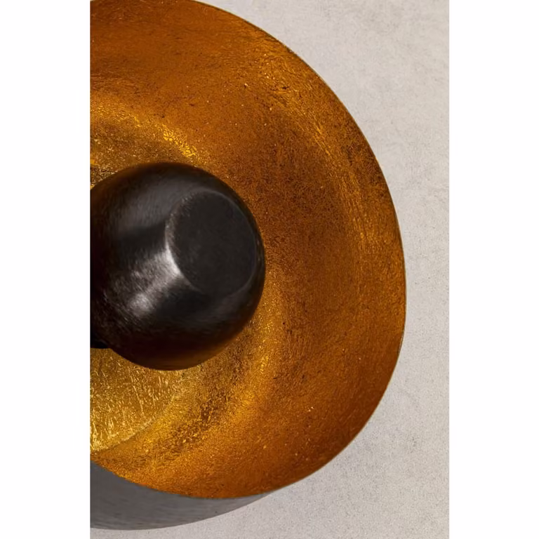 Lámpara de suelo Kare Design en metal negro y dorado con pantalla de domo y bombilla E27 de 28 cm