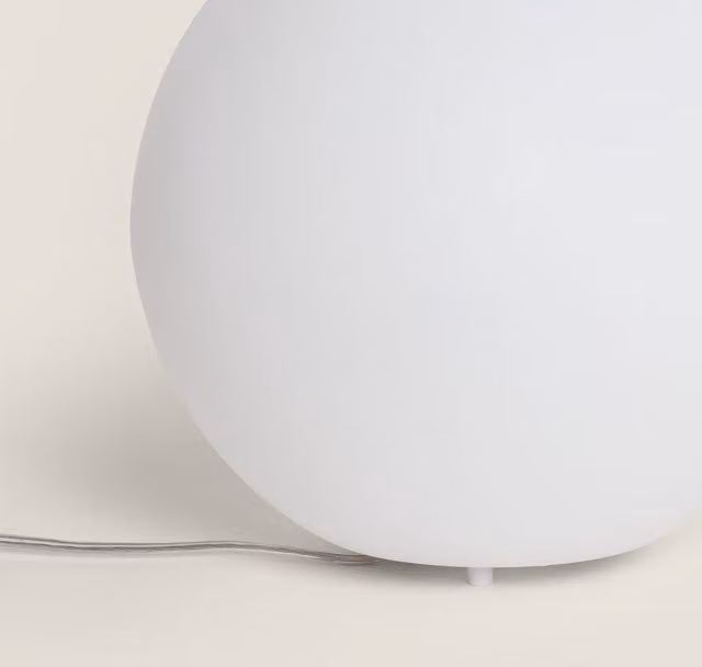 Lámpara esférica decorativa Evan Orb de EFECTOLED en color blanco con acabado en plástico y diámetro de 28 cm