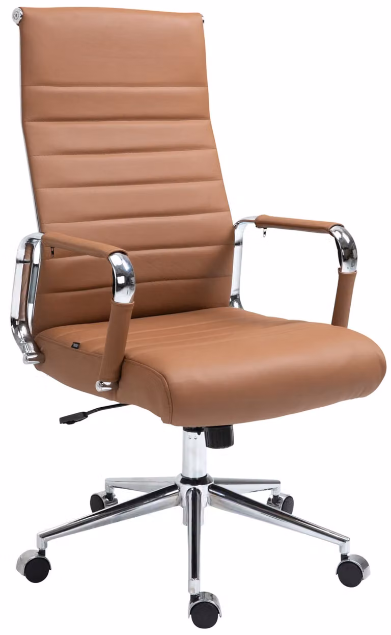 Silla de oficina ejecutiva giratoria en cuero marrón con reposabrazos y ruedas