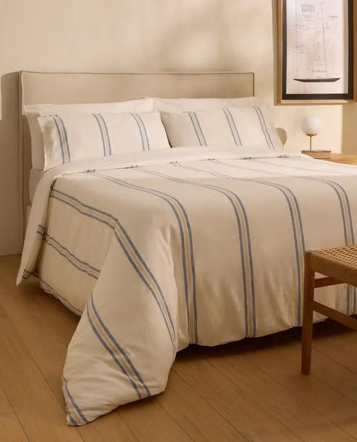 Juego de funda nórdica y fundas de almohada River de El Corte Inglés - Room - Azul con rayas - Lino y algodón transpirable