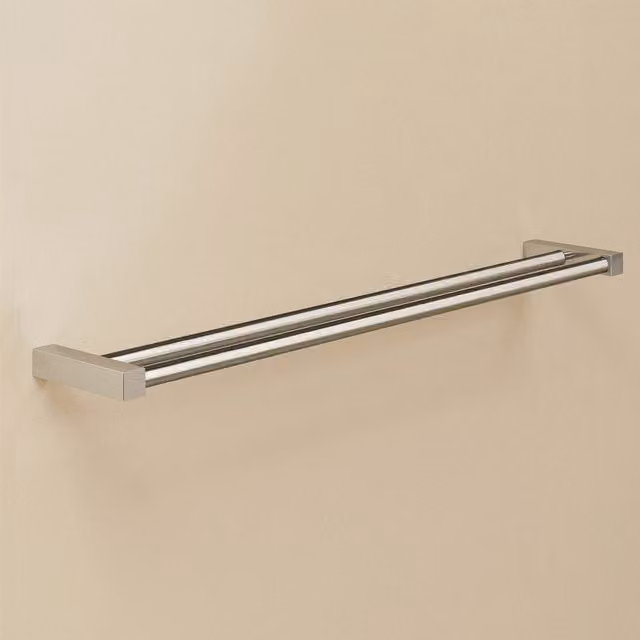 Toallero de barra doble Metric Cosmic en acero inoxidable color plata para montaje en pared