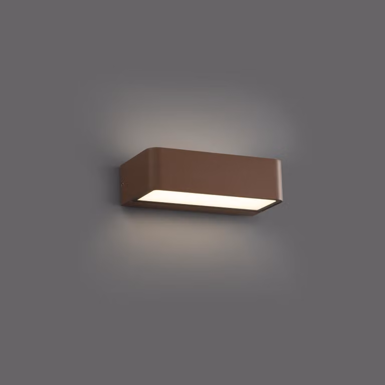 Aplique de pared para exteriores Faro 71309 en aluminio y cristal color marrón con tecnología LED de 10 W y protección IP65