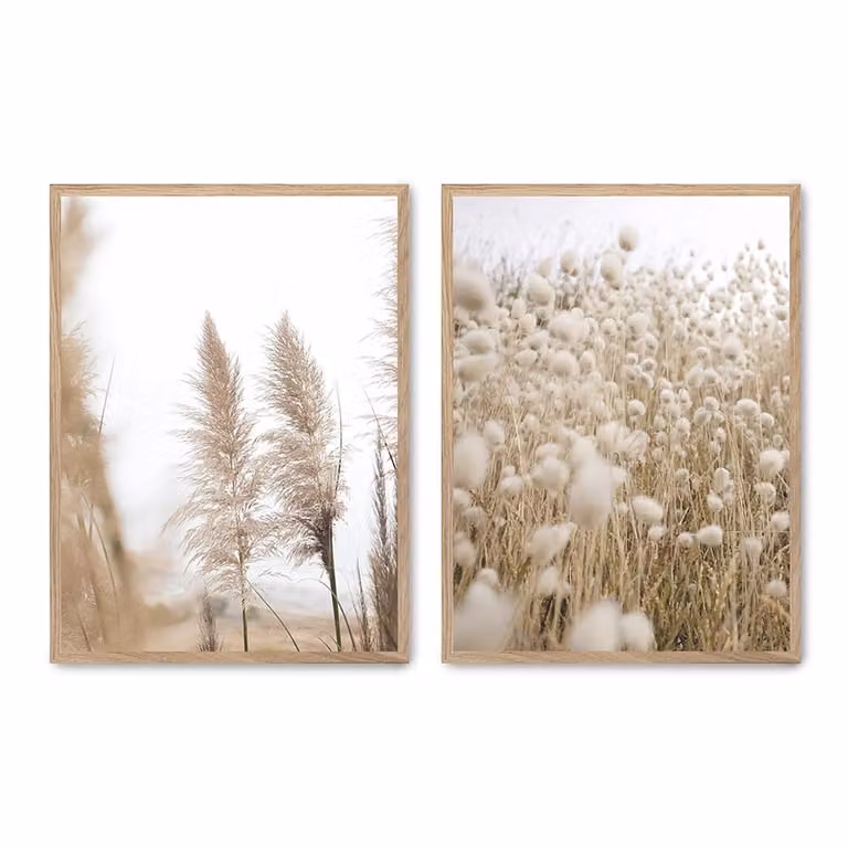 Set de 2 pósteres florales de Poster Lab en color beige con marco de madera, An/Al: 50 x 70 cm