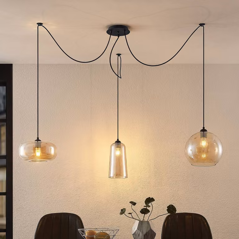 Lámpara colgante de cristal Lucande en color beige y ámbar transparente para salón o comedor con diseño moderno y regulable