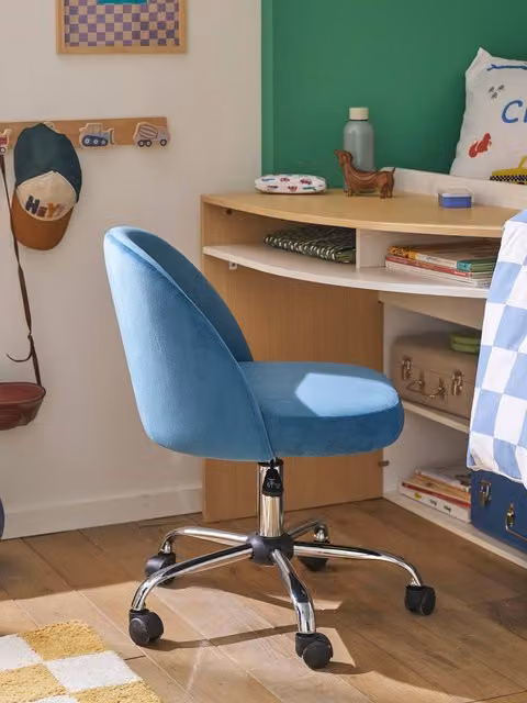 Silla de escritorio giratoria para niños VERTBAUDET en terciopelo azul con ruedas