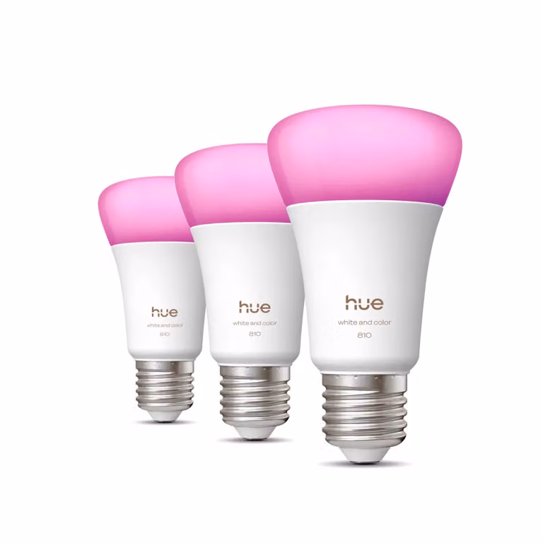 Pack de 3 bombillas inteligentes Philips Hue White & Color Ambiance LED E27 A60 regulables con tecnología RGB y compatibilidad con Alexa, Google Assistant y Apple HomeKit en color blanco