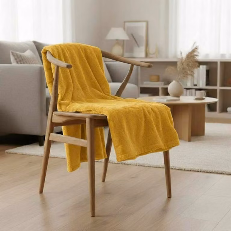 Manta reversible de pelo largo SACASA en color amarillo, An/P: 130 x 160 cm
