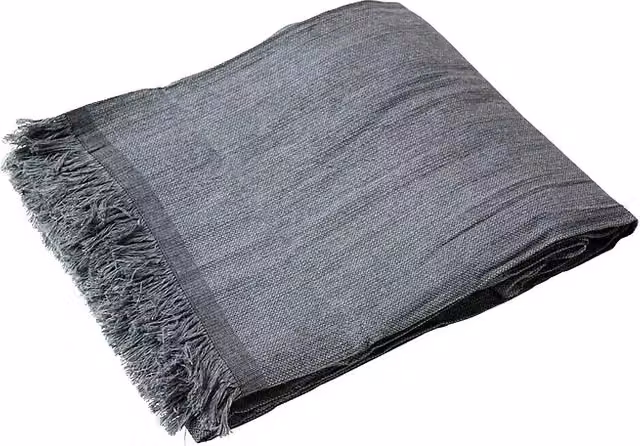 Plaid multiusos Conforama gris liso An/P: 230 x 260 cm