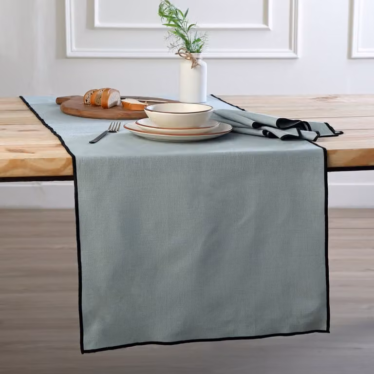 Camino de mesa de algodón Febronie en verde celadón y negro, An/Al: 50 x 150 cm