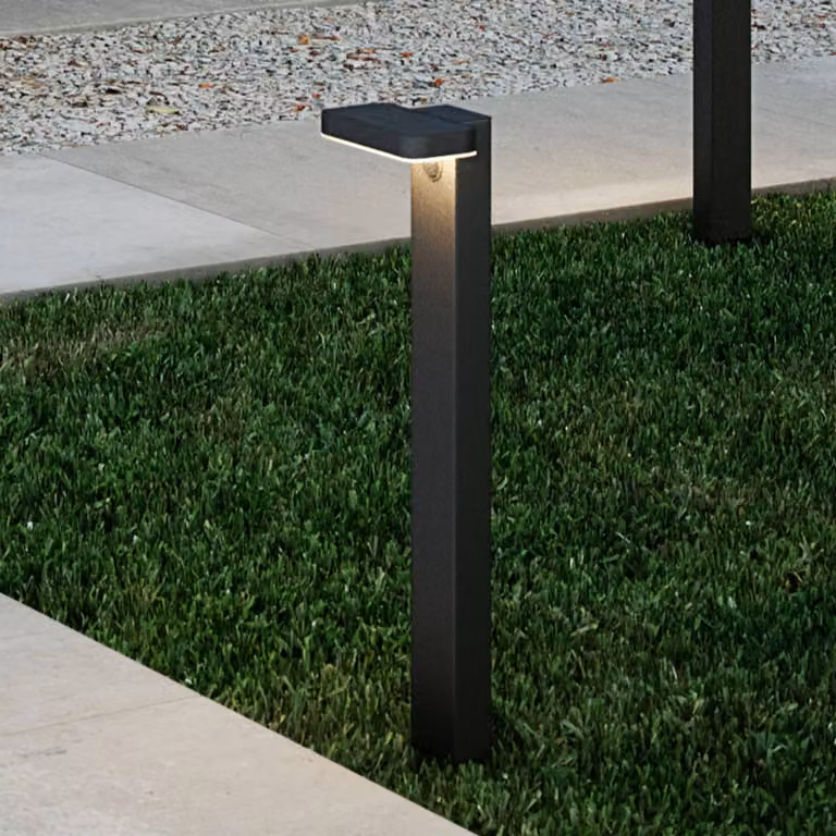 Bolardo solar LED Nordlux Rica Square negro con sensor de movimiento para jardín