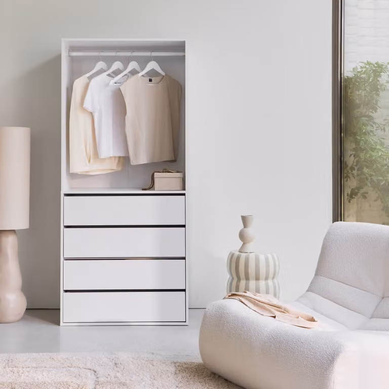 Módulo de vestidor SWEEEK con puertas, cajones internos y barra de colgar, blanco mate, An/P/Al: 80 x 45 x 180 cm