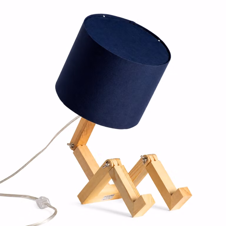 Lámpara de mesa articulada ALPINALUZ de madera y tela azul marino con estilo nórdico para escritorio