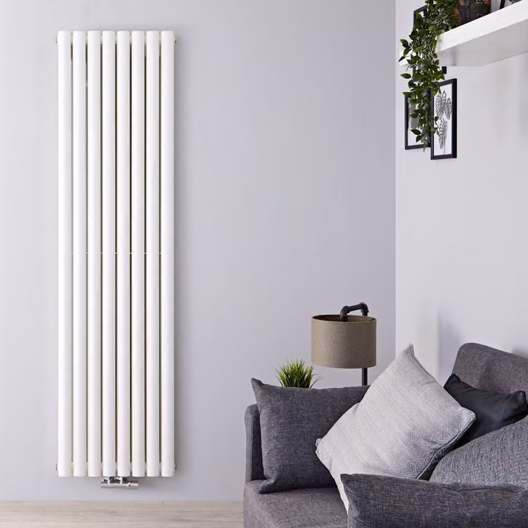 Radiador de diseño vertical Hudson Reed en acero color blanco con conexión central, Al: 178 cm, An: 47,2 cm