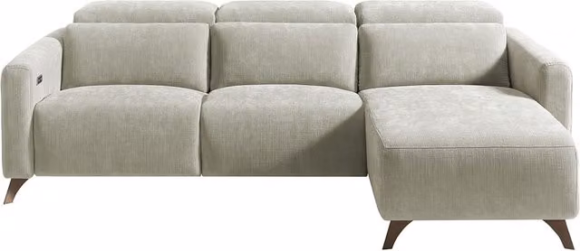 Sofá con chaiselongue derecha Oporto de El Corte Inglés en color beige con 2 asientos relax eléctricos, reposacabezas ajustable y puerto USB