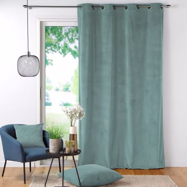 Cortina de terciopelo lisa Douceur d'Intérieur con ojales, color verde salvia, An/Al: 140 x 260 cm