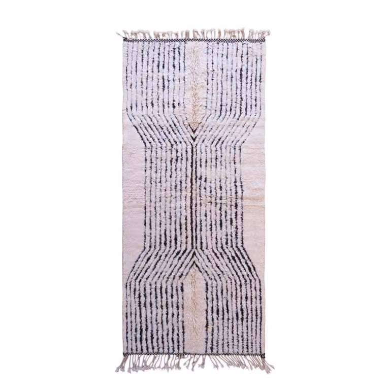 Alfombra bereber marroquí de lana blanca AFK Living An/P: 134 x 290 cm
