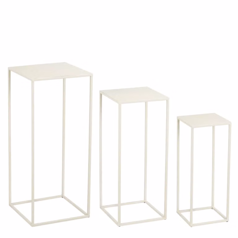Mesa auxiliar Quinty de Mica Decorations en color blanco con acabado mate y estructura de metal, An/P/Al: 30 x 30 x 70 cm