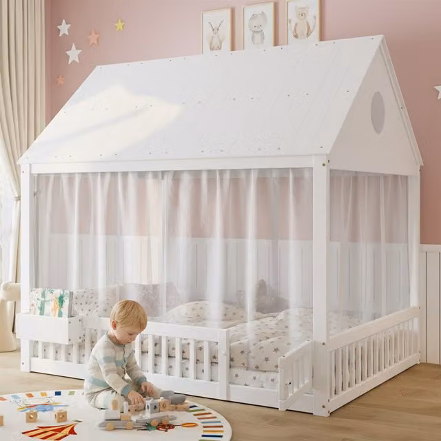 Cama infantil con estructura de casa y cortinas Kellany en color blanco, An/P/Al: 140 x 200 x 150,4 cm