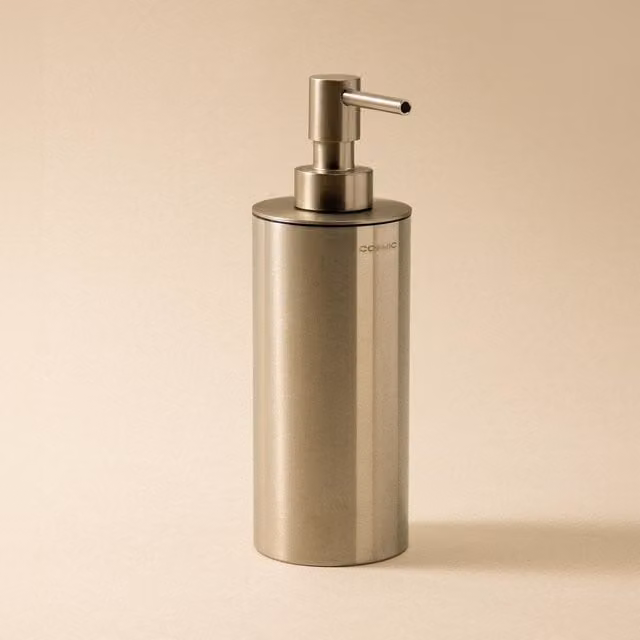 Dosificador de jabón Cosmic Architect S+ de metal color plata, recargable, capacidad de 240 ml, An/P/Al: 6,5 x 8,5 x 18,5 cm