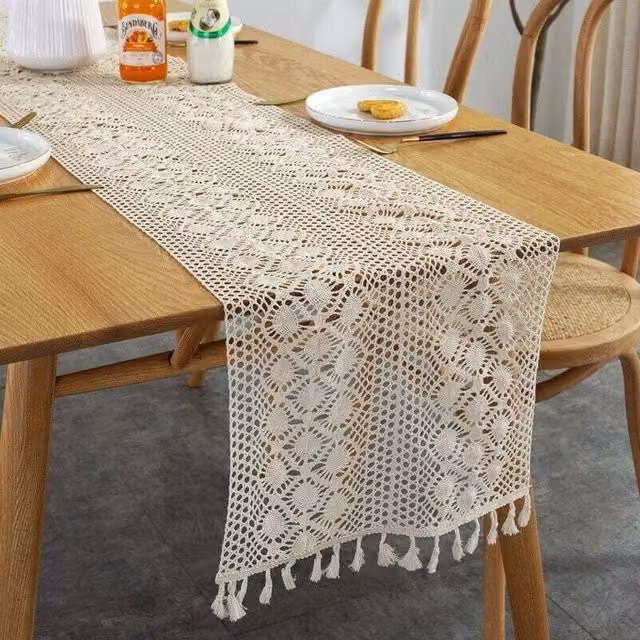 Camino de mesa rectangular de macramé TEHTUY en algodón estilo boho y floral, An/P: 30 x 300 cm