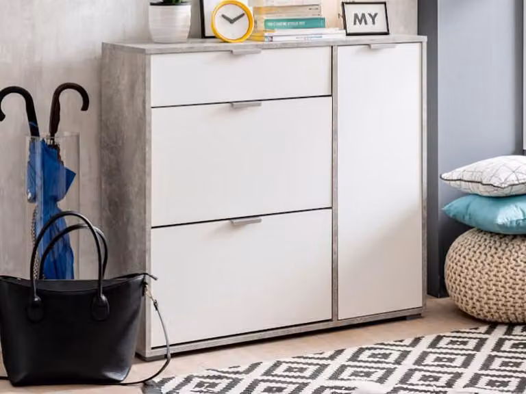 Mueble zapatero ARIETTA de VENTE-UNIQUE con 2 compartimentos abatibles, 1 puerta y 1 cajón, color blanco y gris cemento