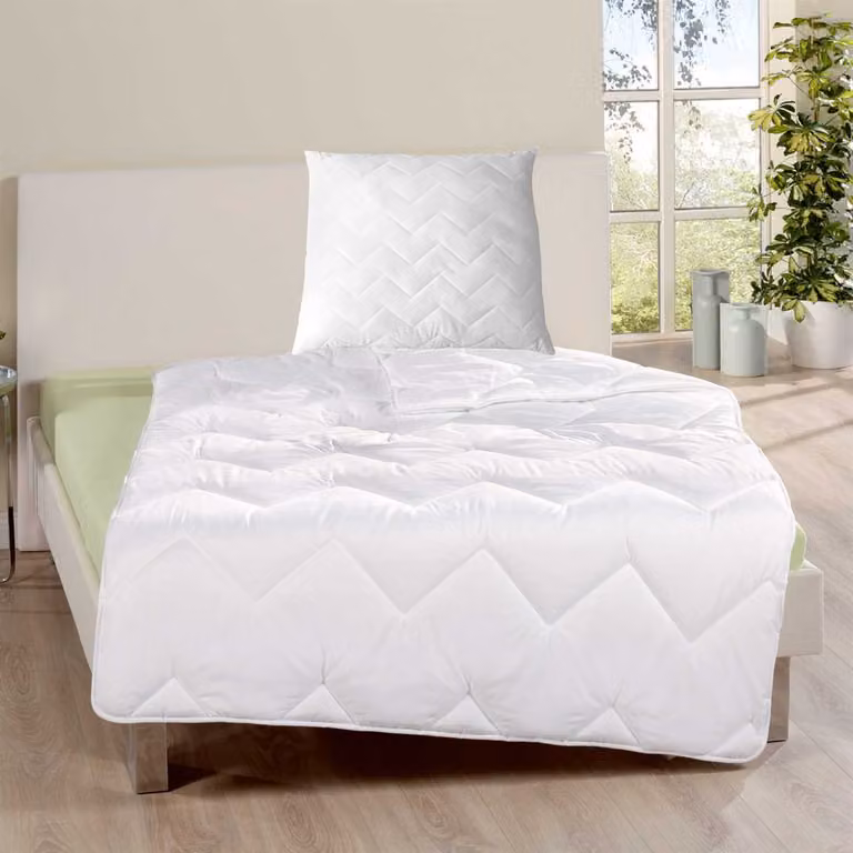 Juego de cama de verano Bestgoodies en microfibra blanca, incluye edredón de 135 x 200 cm y funda de almohada de 80 x 80 cm, hipoalergénico y con certificación Öko-Tex y EU Ecolabel