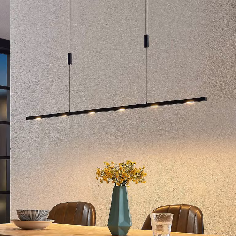 Lámpara colgante LED Stakato de Lucande en color negro, diseño moderno de metal para salón o comedor, regulable y atenuable