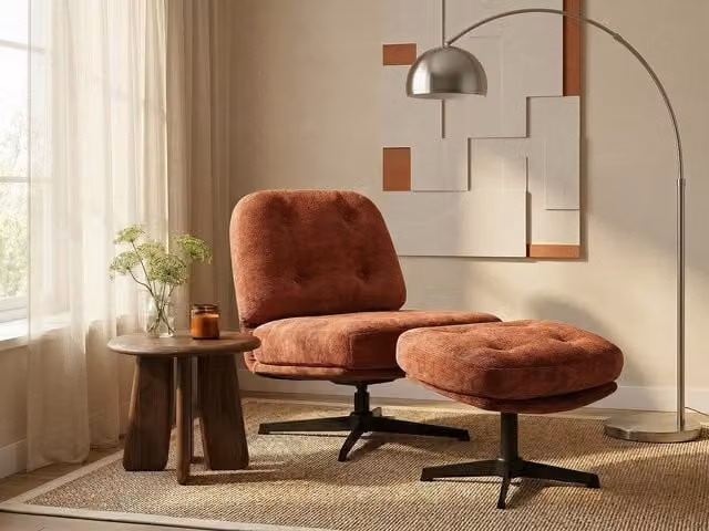 Sillón clásico de una plaza Vente-Unique con reposapiés, diseño relax reclinable y tapizado en tela color terracota