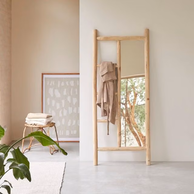Espejo de pie rectangular Tikamoon de madera en color beige y marrón con estilo rústico, An/P/Al: 75 x 6 x 180 cm